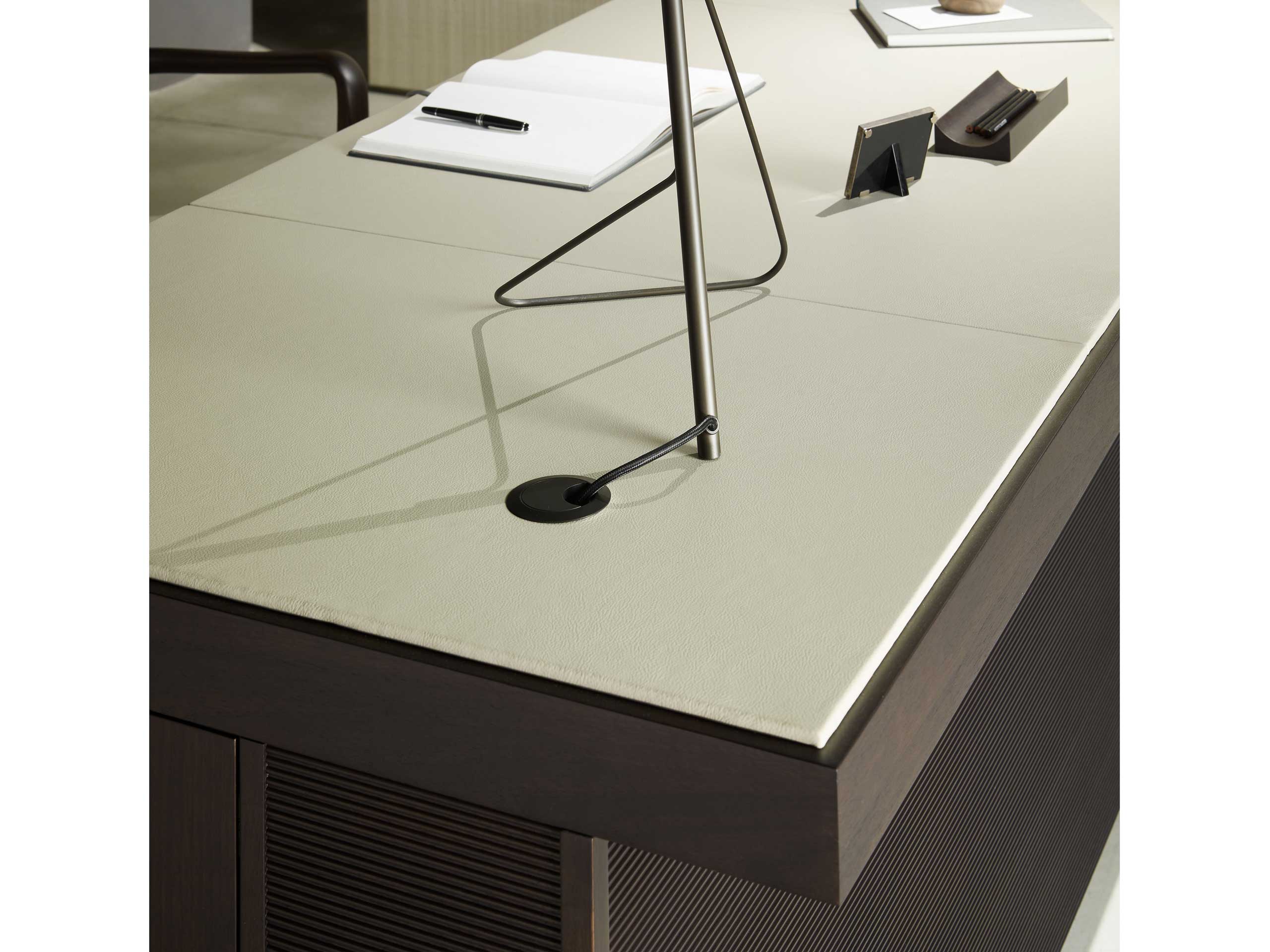 I.C.S. | Desk