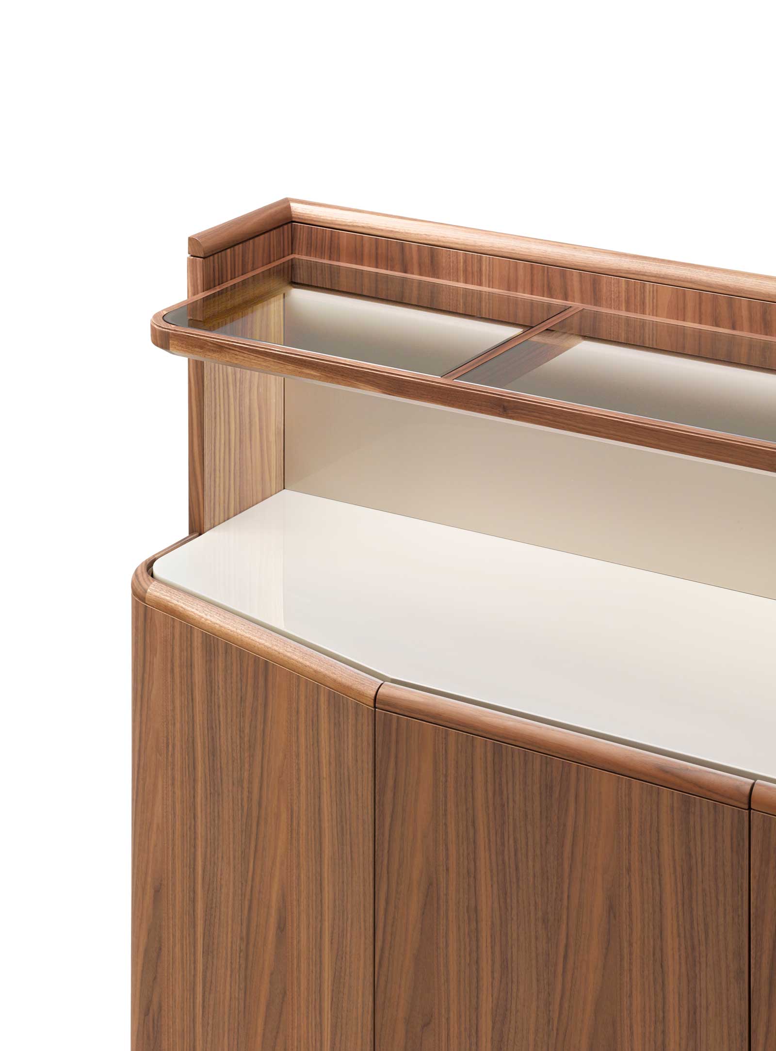 Skilful | Credenza