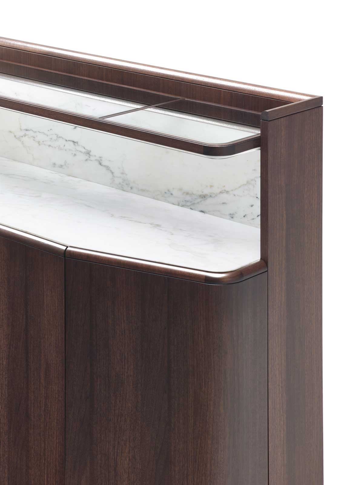 Skilful | Credenza